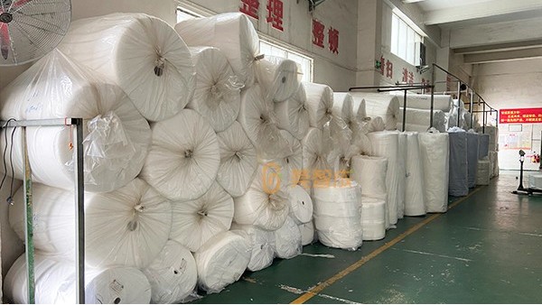 ES熱風(fēng)無(wú)紡布廠家-24小時(shí)趕制口罩材料