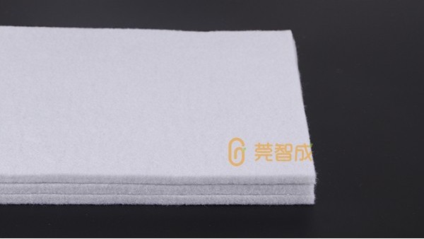 滌綸針刺氈與一般的機(jī)織濾料相比有什么優(yōu)勢(shì)？