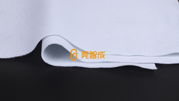 氈類濾材針刺氈有什么特點(diǎn)？