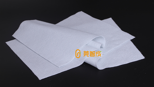 如何提高滌綸針刺無(wú)紡布強(qiáng)度？