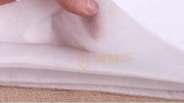 N95口罩原材料公司 24小時制生產(chǎn)
