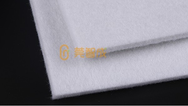 針刺毛氈的密度過(guò)高或過(guò)低會(huì)產(chǎn)生什么影響？