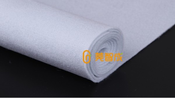 鞋用材料中針刺無(wú)紡布的工藝和設(shè)備