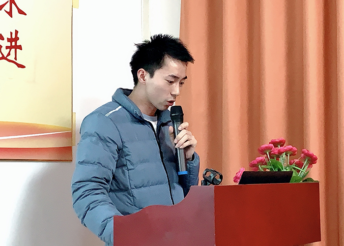 封煦帶來(lái)《小窗幽記》